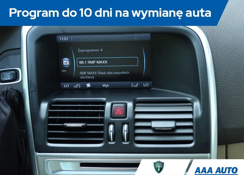 Volvo XC 60 cena 49000 przebieg: 207894, rok produkcji 2012 z Parczew małe 352